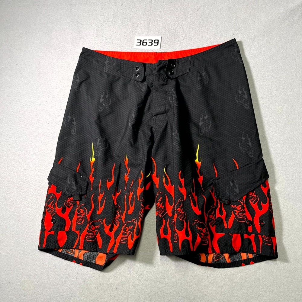 Steve & Barry's Board Shorts Mens 34 Red Black Skulls‎ & Flames Print Swimwear